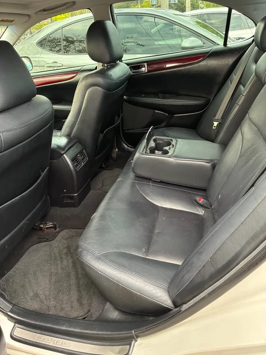 2006 Lexus ES 3rd Gen - Image 12 of 15