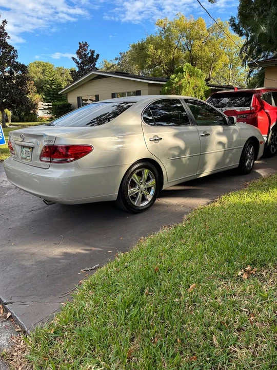 2006 Lexus ES 3rd Gen - Image 5 of 15
