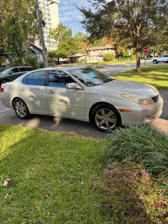 2006 Lexus ES 3rd Gen - Image 3 of 15