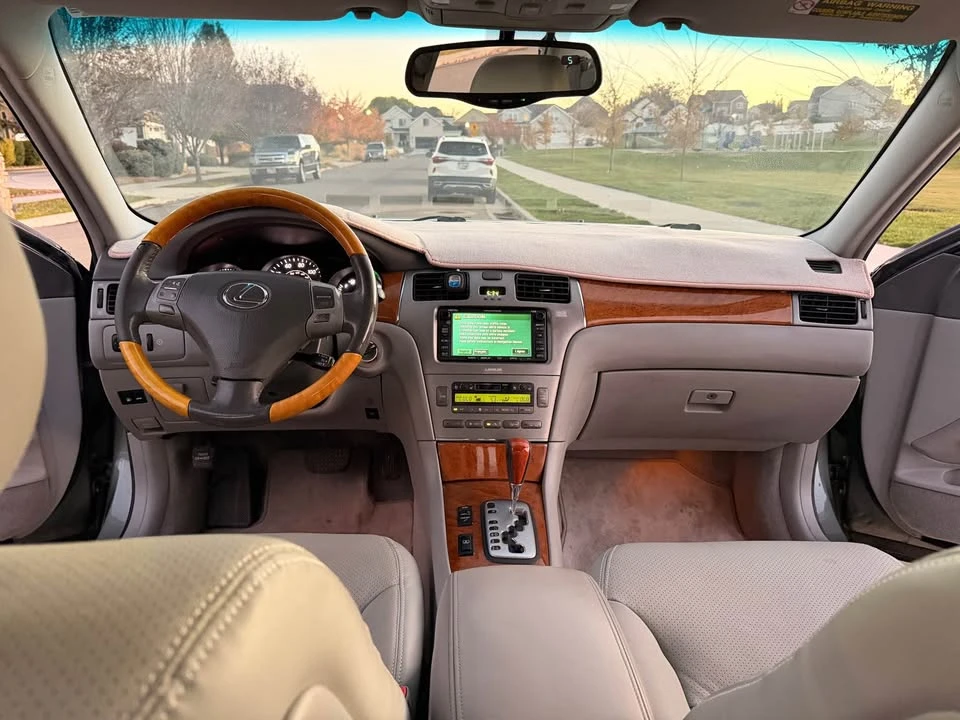 2006 Lexus ES 4th Gen - Image 12 of 15