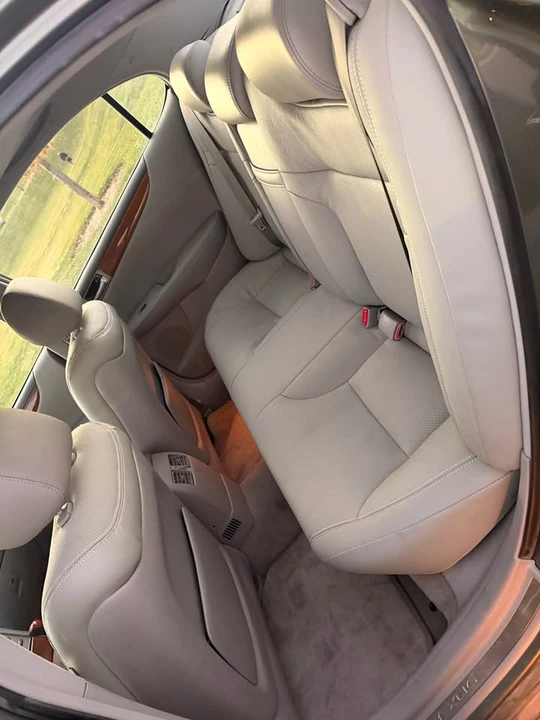 2006 Lexus ES 4th Gen - Image 10 of 15