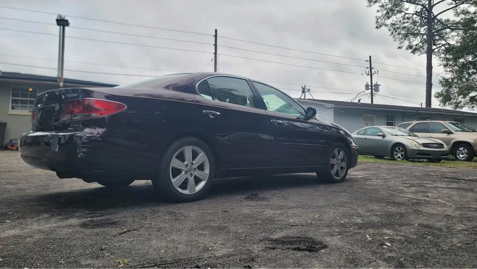 2006 Lexus ES 3rd Gen - Image 11 of 18