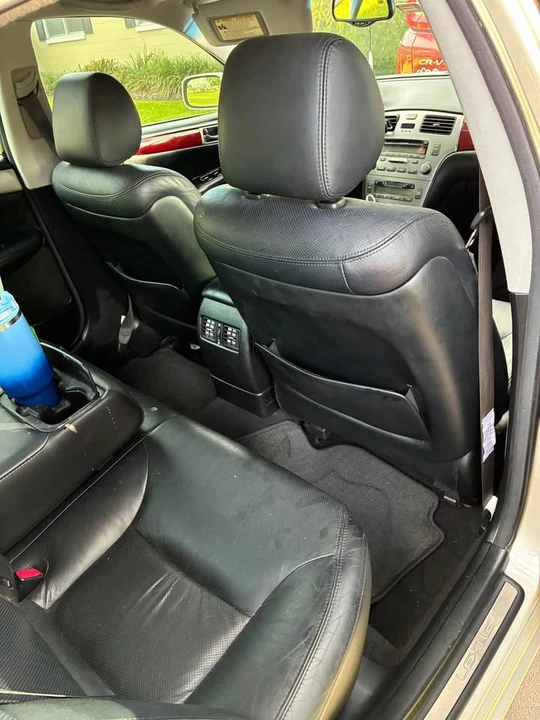 2006 Lexus ES 3rd Gen - Image 13 of 15