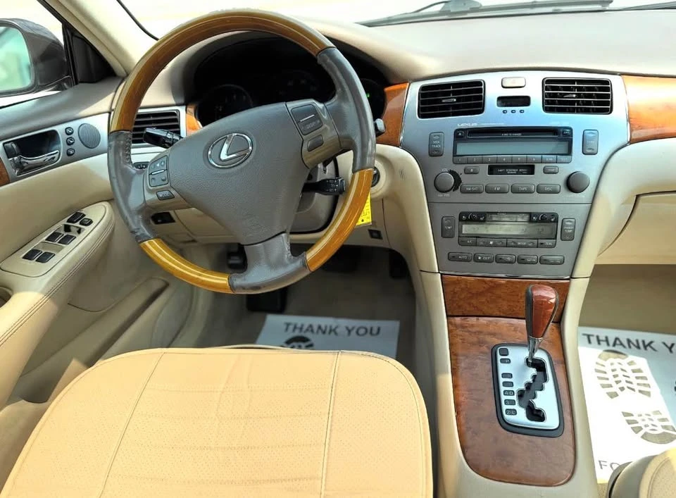 2006 Lexus ES 4th Gen - Image 7 of 8
