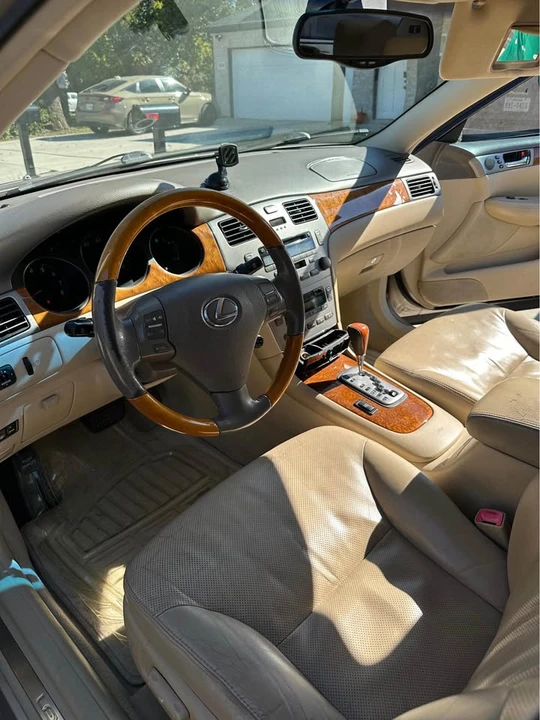 2006 Lexus ES 3rd Gen - Image 7 of 10