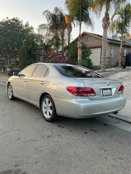2006 Lexus ES 4th Gen - Image 4 of 11