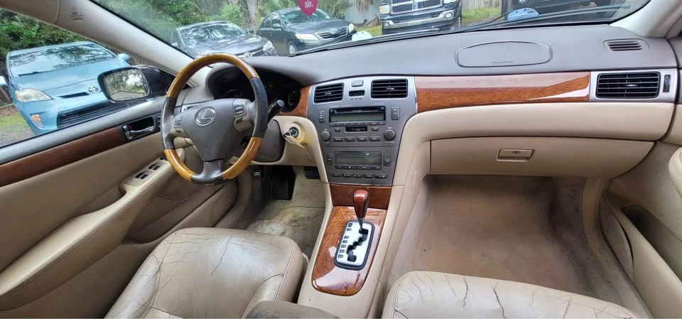 2006 Lexus ES 3rd Gen - Image 17 of 18