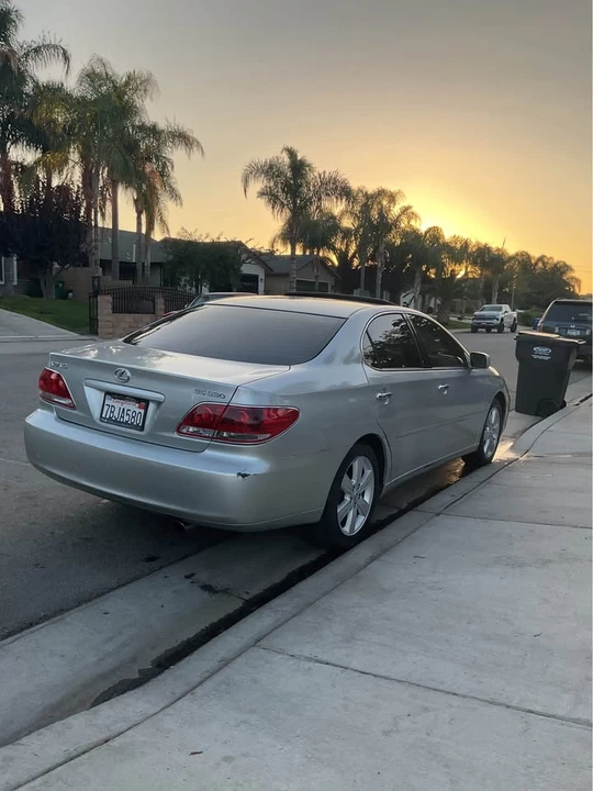 2006 Lexus ES 4th Gen - Image 3 of 11
