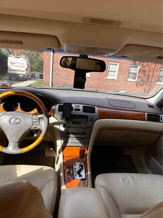 2006 Lexus ES 3rd Gen - Image 6 of 7