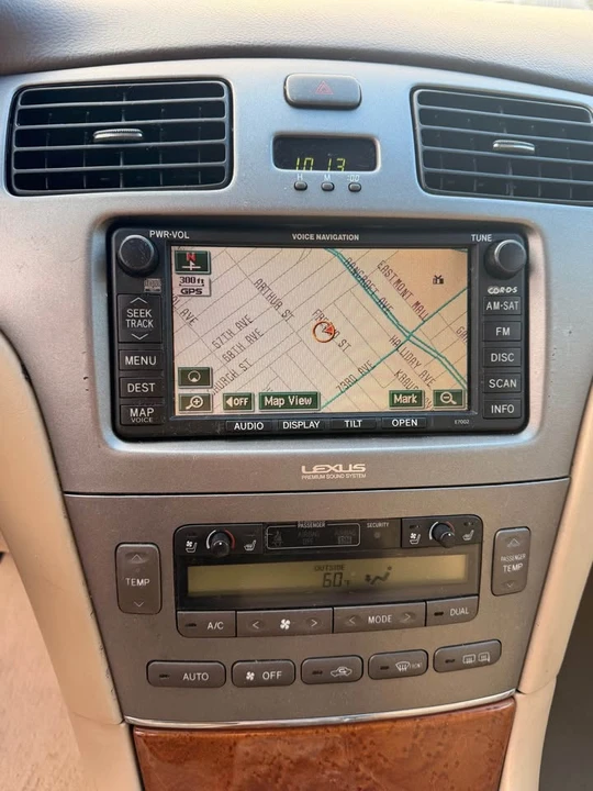 2006 Lexus ES 4th Gen - Image 9 of 11
