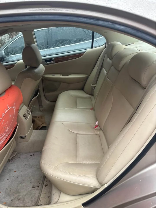 2006 Lexus ES 4th Gen - Image 4 of 8