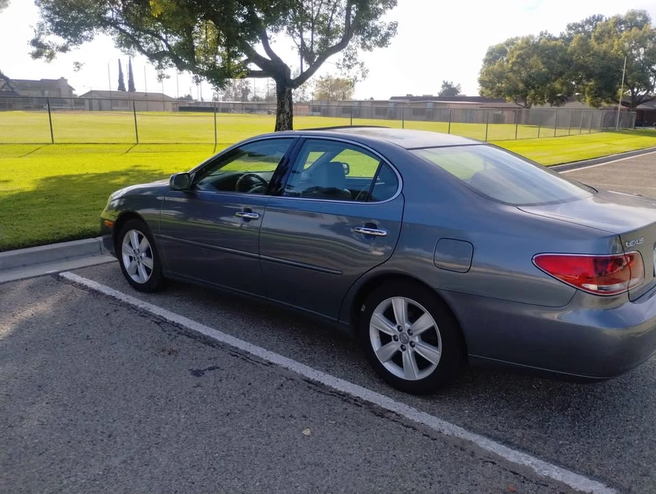 2006 Lexus ES 4th Gen - Image 5 of 8