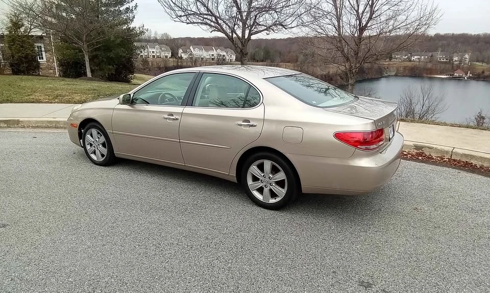 2006 Lexus ES 3rd Gen - Image 3 of 8