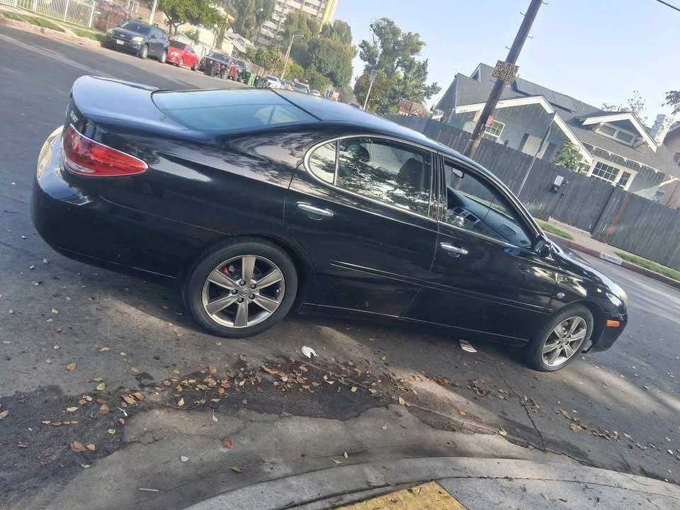 2006 Lexus ES 3rd Gen - Image 3 of 11