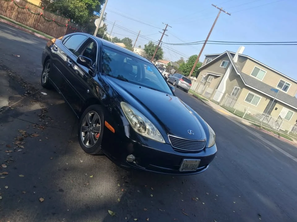 2006 Lexus ES 3rd Gen - Image 2 of 11