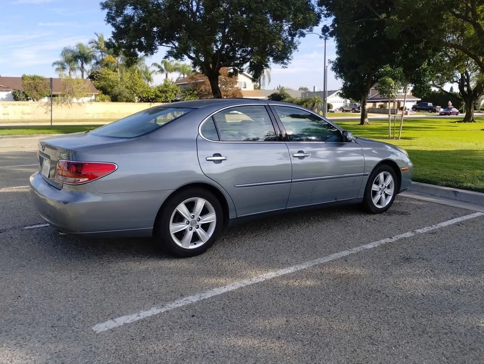 2006 Lexus ES 4th Gen - Image 2 of 8