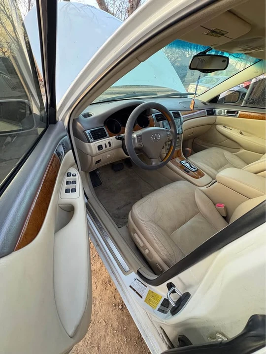2006 Lexus ES 3rd Gen - Image 6 of 14