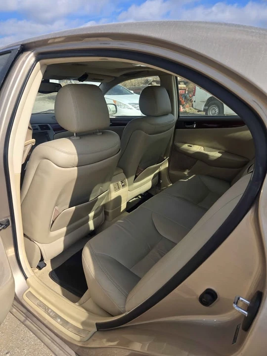 2006 Lexus ES 4th Gen - Image 5 of 10