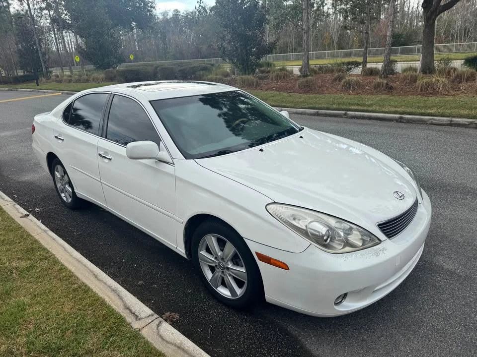 2006 Lexus ES 4th Gen - Image 3 of 12