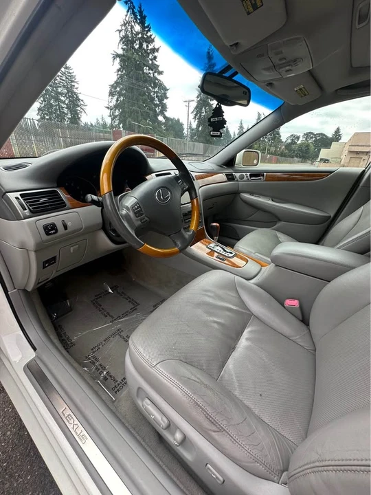 2006 Lexus ES 3rd Gen - Image 9 of 18