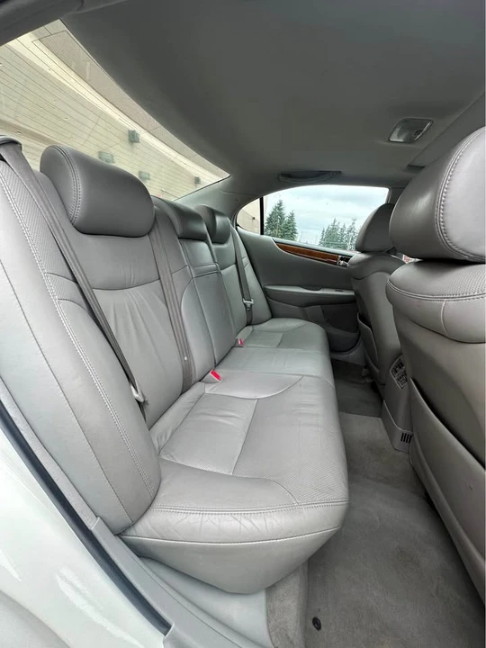 2006 Lexus ES 3rd Gen - Image 14 of 18