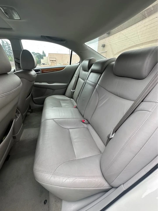 2006 Lexus ES 3rd Gen - Image 16 of 18