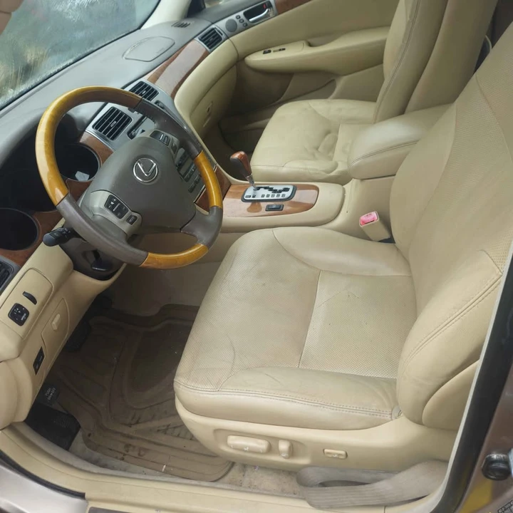 2006 Lexus ES 3rd Gen - Image 4 of 9