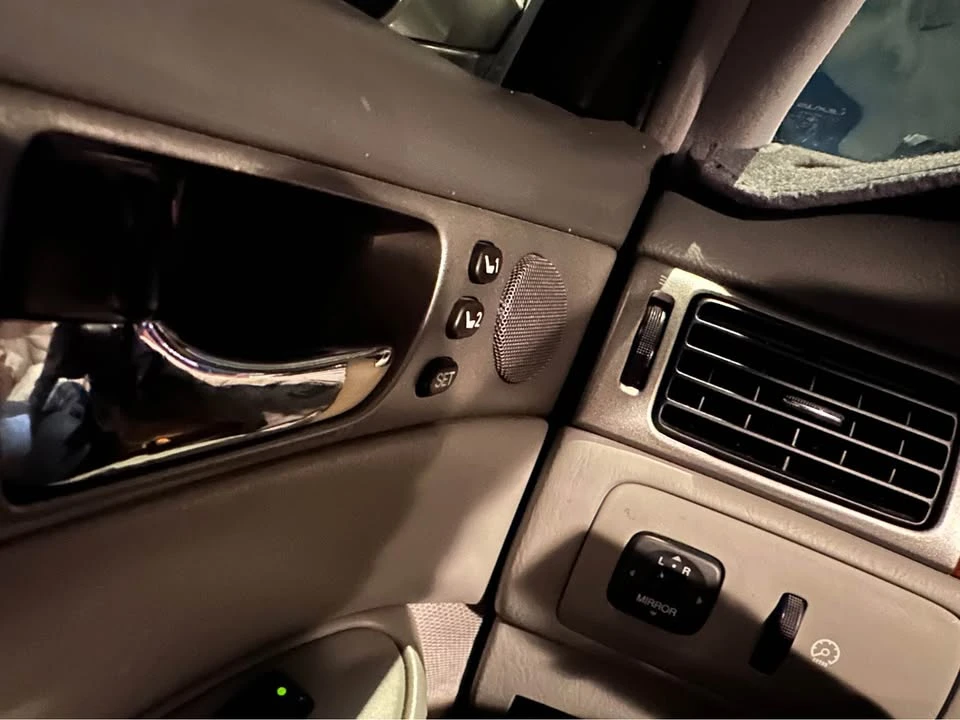 2006 Lexus ES 4th Gen - Image 14 of 20