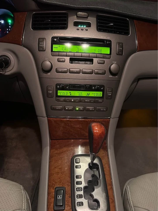 2006 Lexus ES 4th Gen - Image 16 of 20