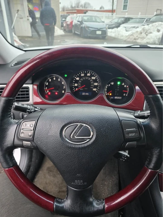 2006 Lexus ES 4th Gen - Image 8 of 10