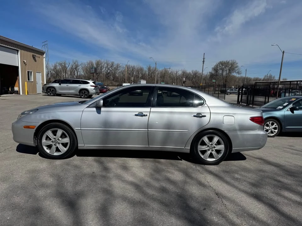 2006 Lexus ES 4th Gen - Image 5 of 16