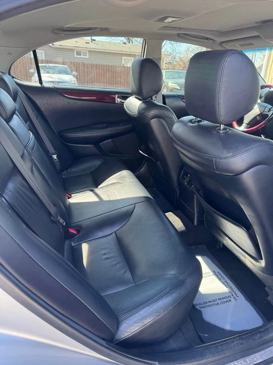 2006 Lexus ES 4th Gen - Image 11 of 16