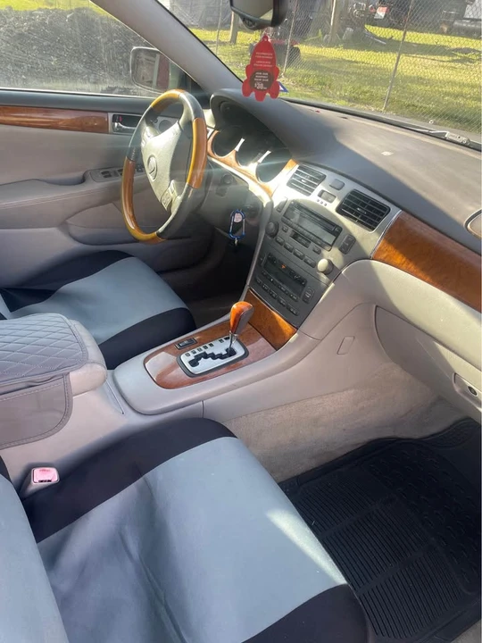2006 Lexus ES 4th Gen - Image 6 of 10