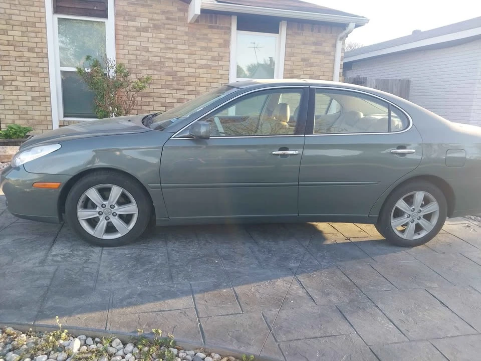 2006 Lexus ES 4th Gen - Image 10 of 14