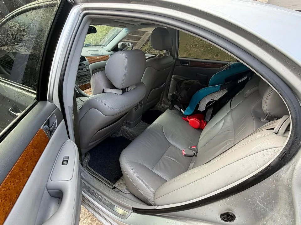 2006 Lexus ES 4th Gen - Image 9 of 9
