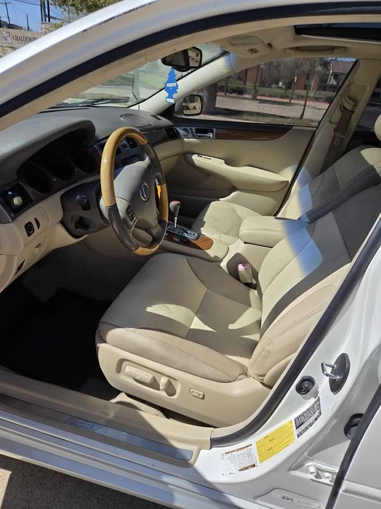 2006 Lexus ES 4th Gen - Image 10 of 14