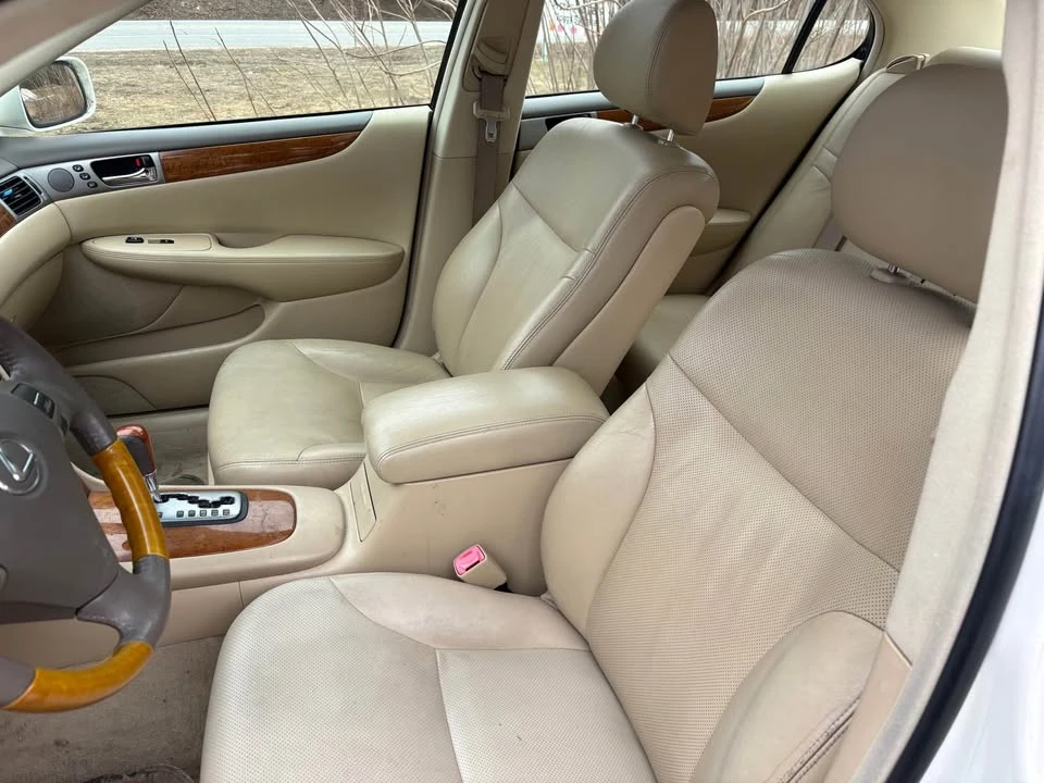 2006 Lexus ES 4th Gen - Image 13 of 15