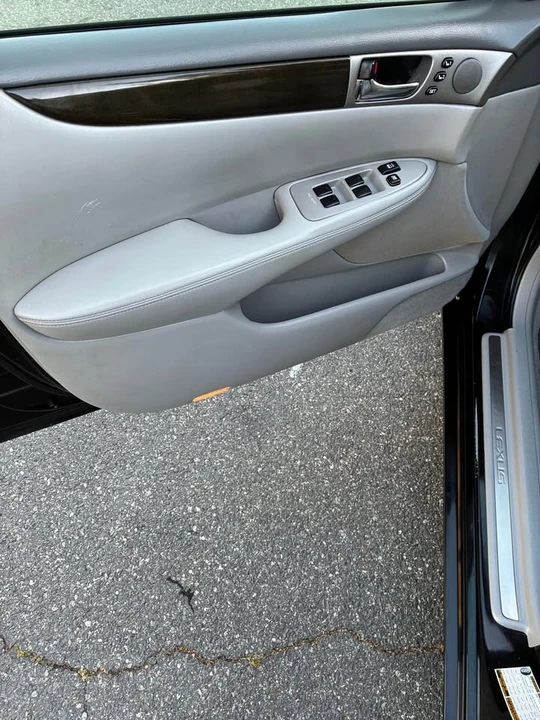 2006 Lexus ES 4th Gen - Image 14 of 20