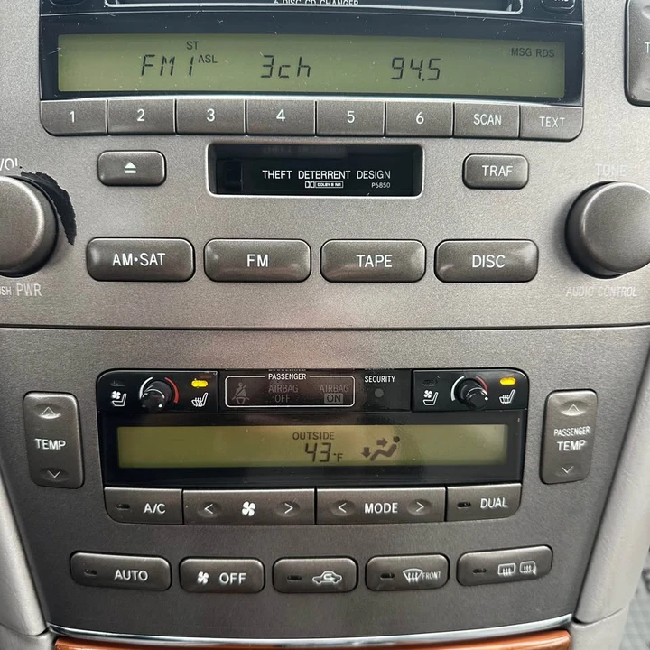 2006 Lexus ES 4th Gen - Image 16 of 20
