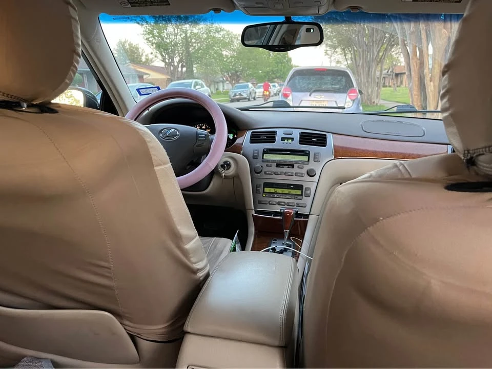 2006 Lexus ES 4th Gen - Image 3 of 11