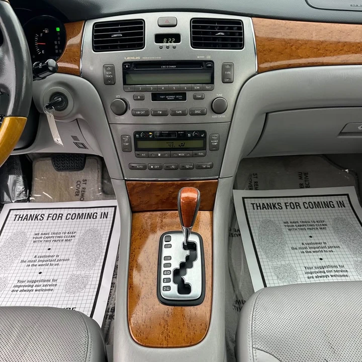 2006 Lexus ES 4th Gen - Image 7 of 20