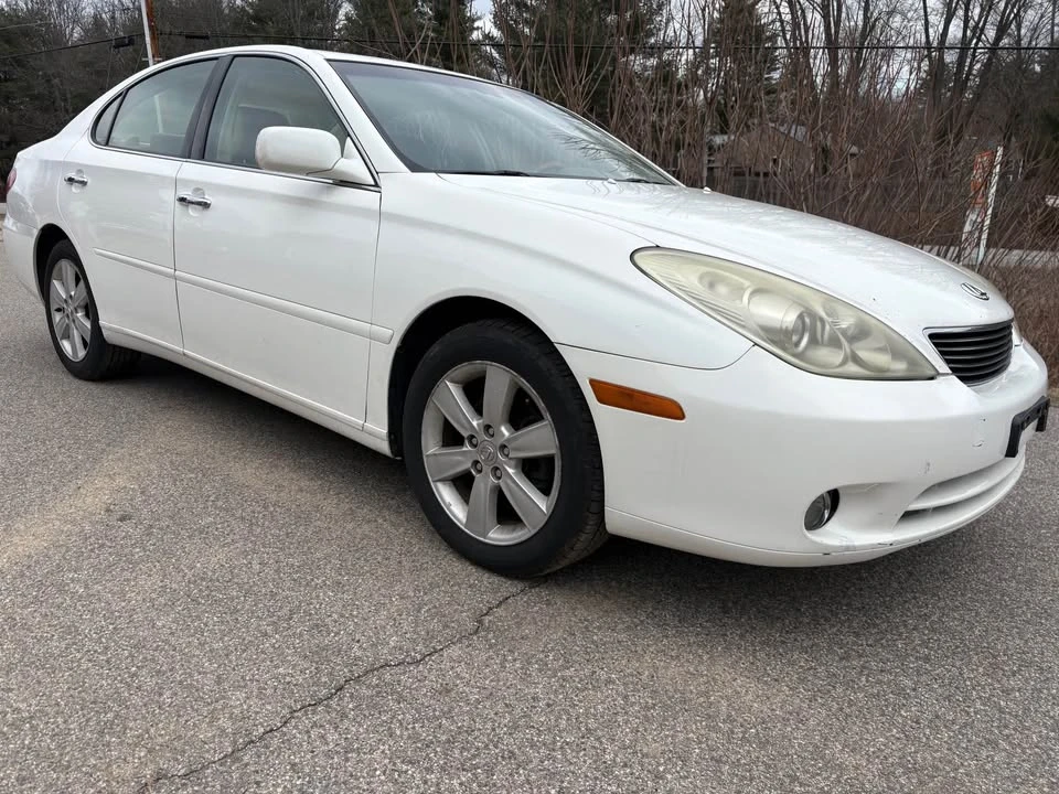 2006 Lexus ES 4th Gen - Image 2 of 15