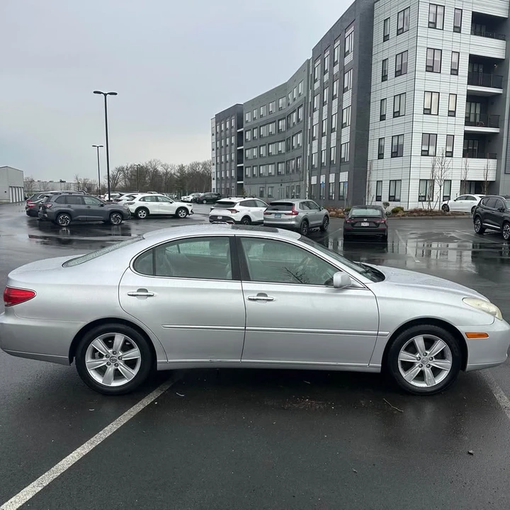 2006 Lexus ES 4th Gen - Image 13 of 20