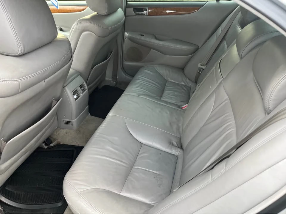 2006 Lexus ES 4th Gen - Image 9 of 10