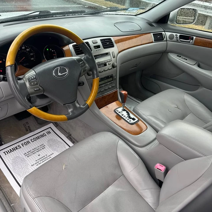 2006 Lexus ES 4th Gen - Image 6 of 20