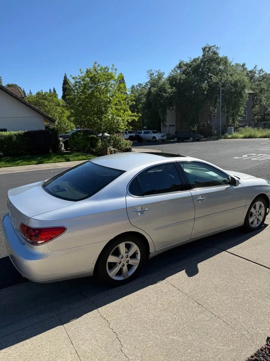 2006 Lexus ES 4th Gen - Image 9 of 20