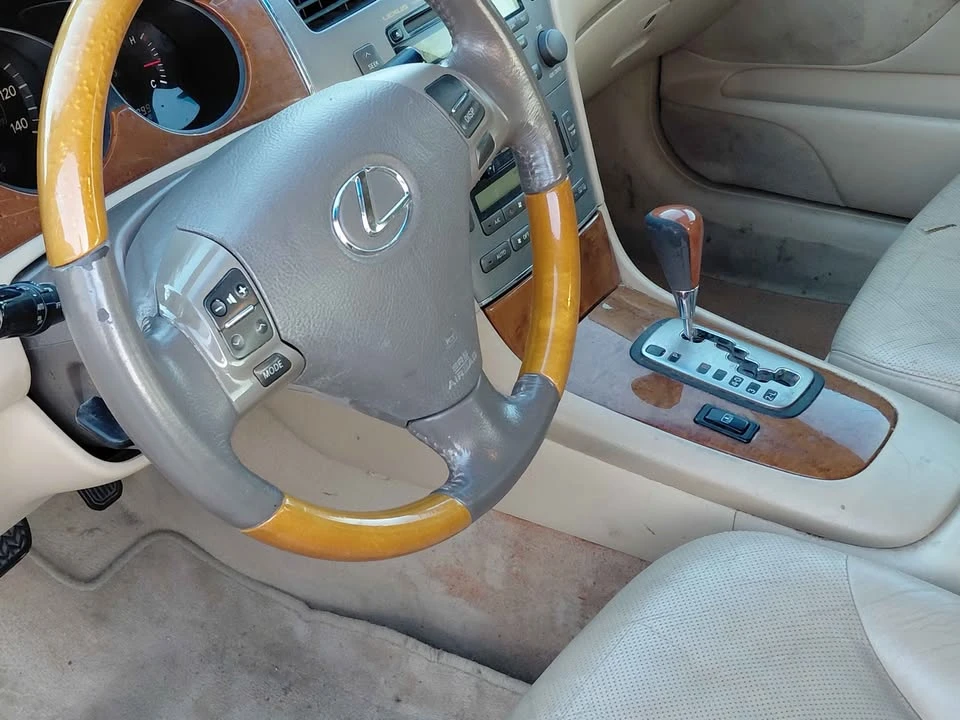 2006 Lexus ES 4th Gen - Image 12 of 12
