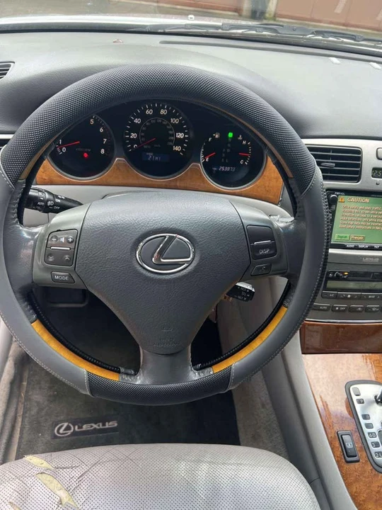 2006 Lexus ES 4th Gen - Image 7 of 8