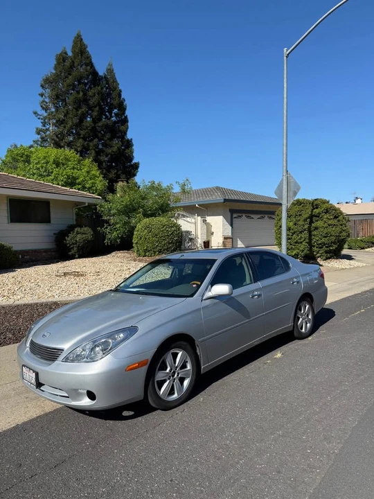 2006 Lexus ES 4th Gen - Image 3 of 20