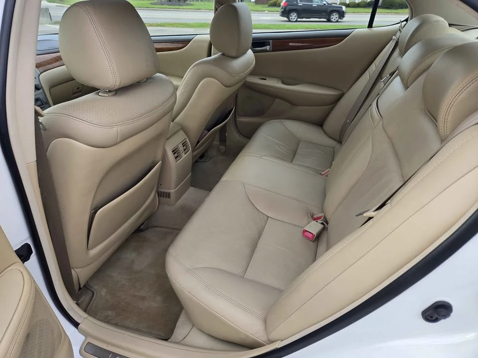 2006 Lexus ES 4th Gen - Image 6 of 17